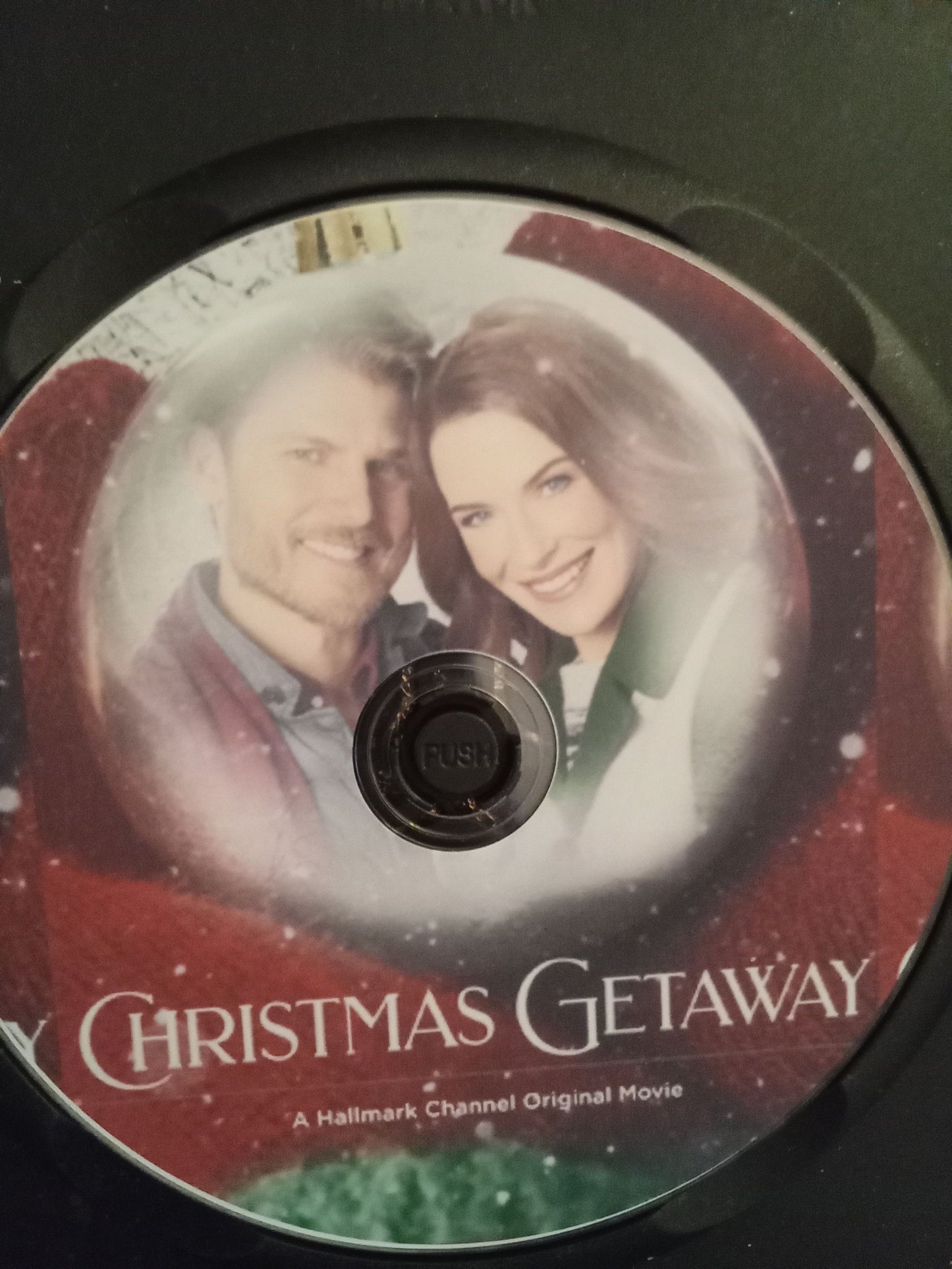 Christmas Getaway (2017) DVD with Bridget Reagan & Travis Van Winkle in a DVD CASE with COVER ART ***SALE $14.50