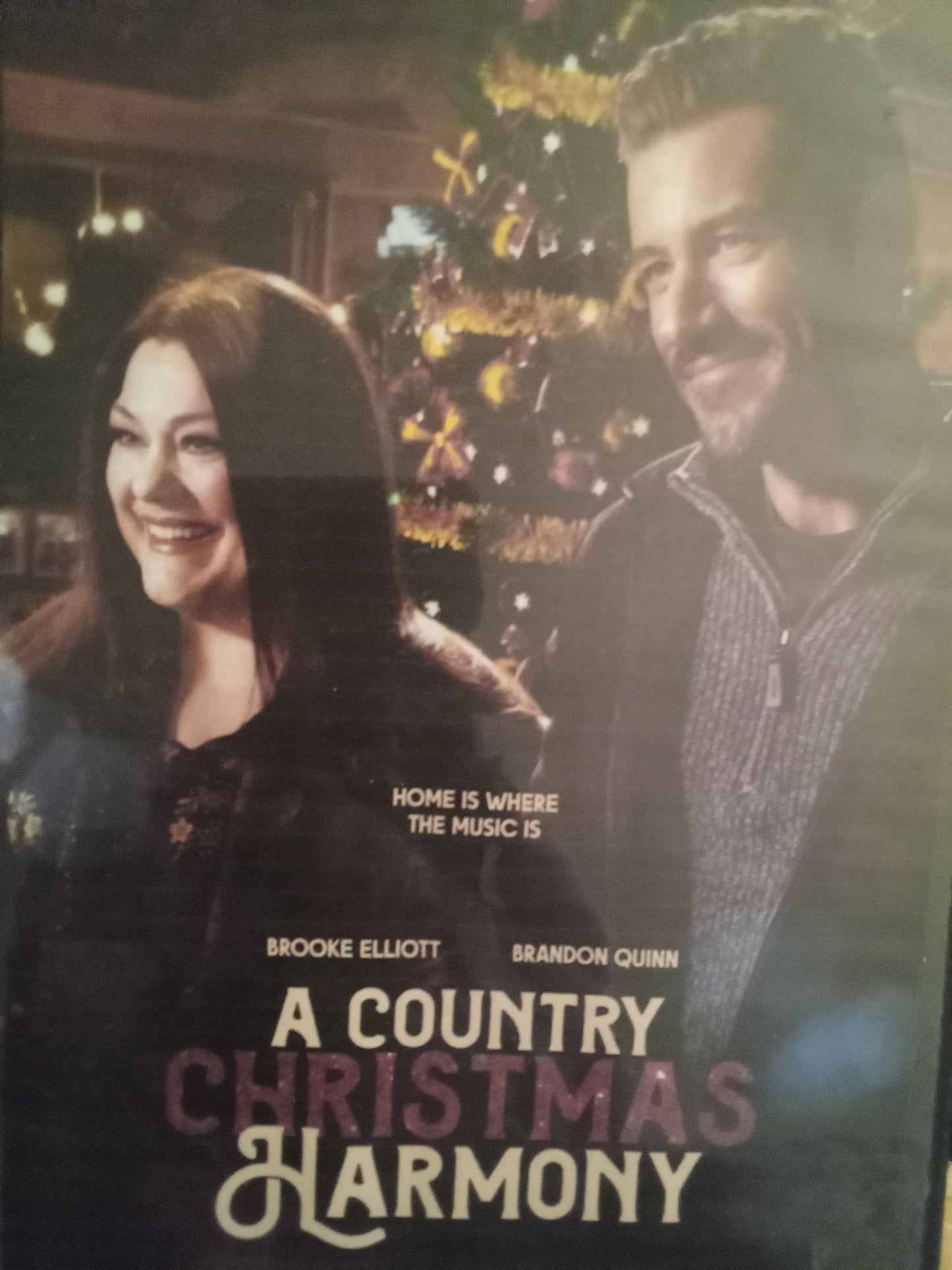 Country Christmas Harmony (2022) DVD with Brooke Elliott and Brandon Quinn (LOVE this movie!!) in a DVD CASE with COVER ART