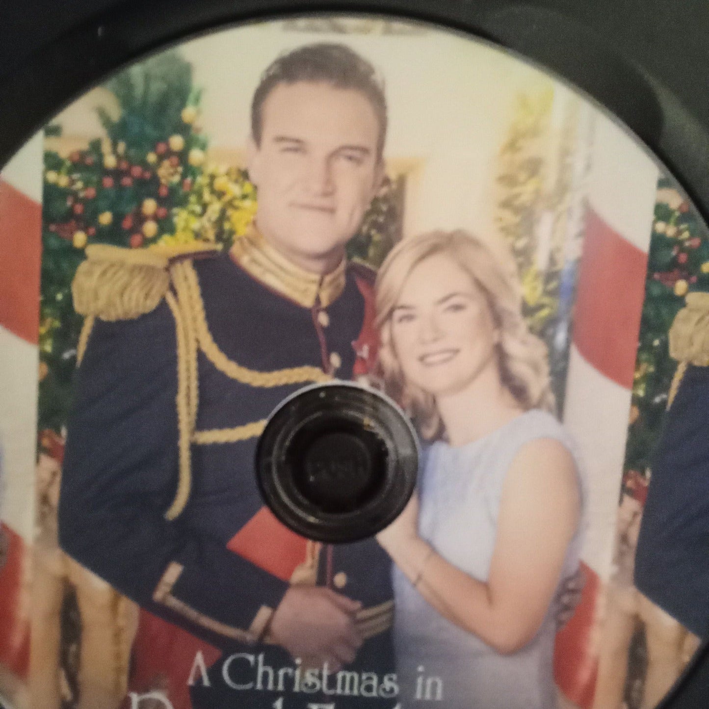 Christmas in Royal Fashion (2018) DVD with Cindy Busby