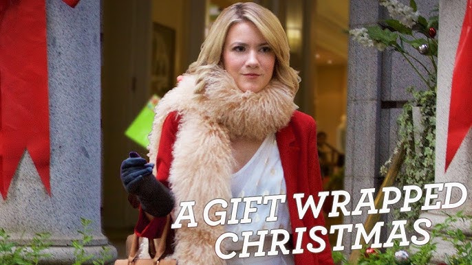 A Gift Wrapped Christmas (2015) DVD with Meredith Hagner & Travis Milne in a DVD Case with Cover Art