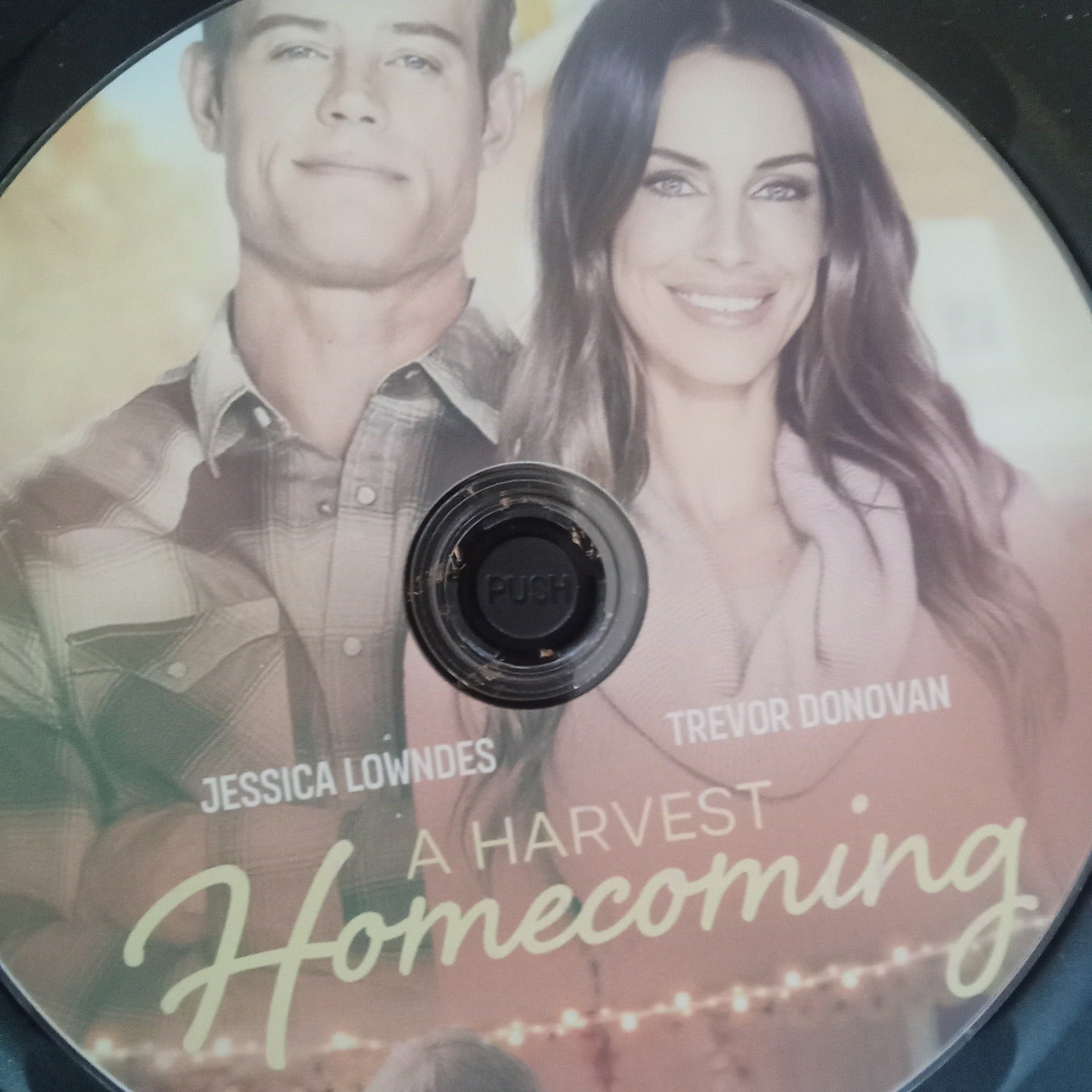 A Harvest Homecoming (2023) DVD with Jessica Lowndes & Trevor Donovan ...