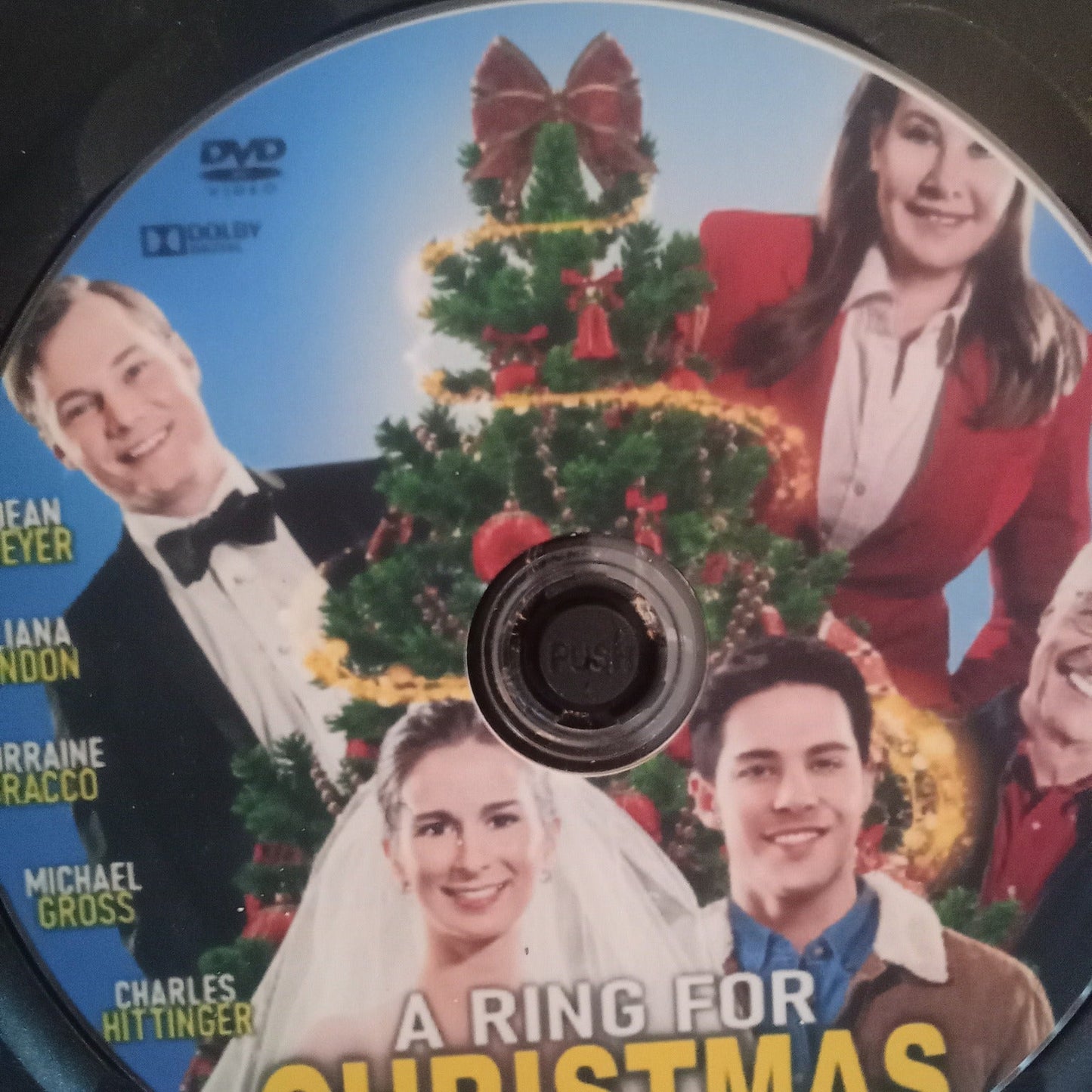 A Ring For Christmas (2020. DVD with Lorraine Bracco