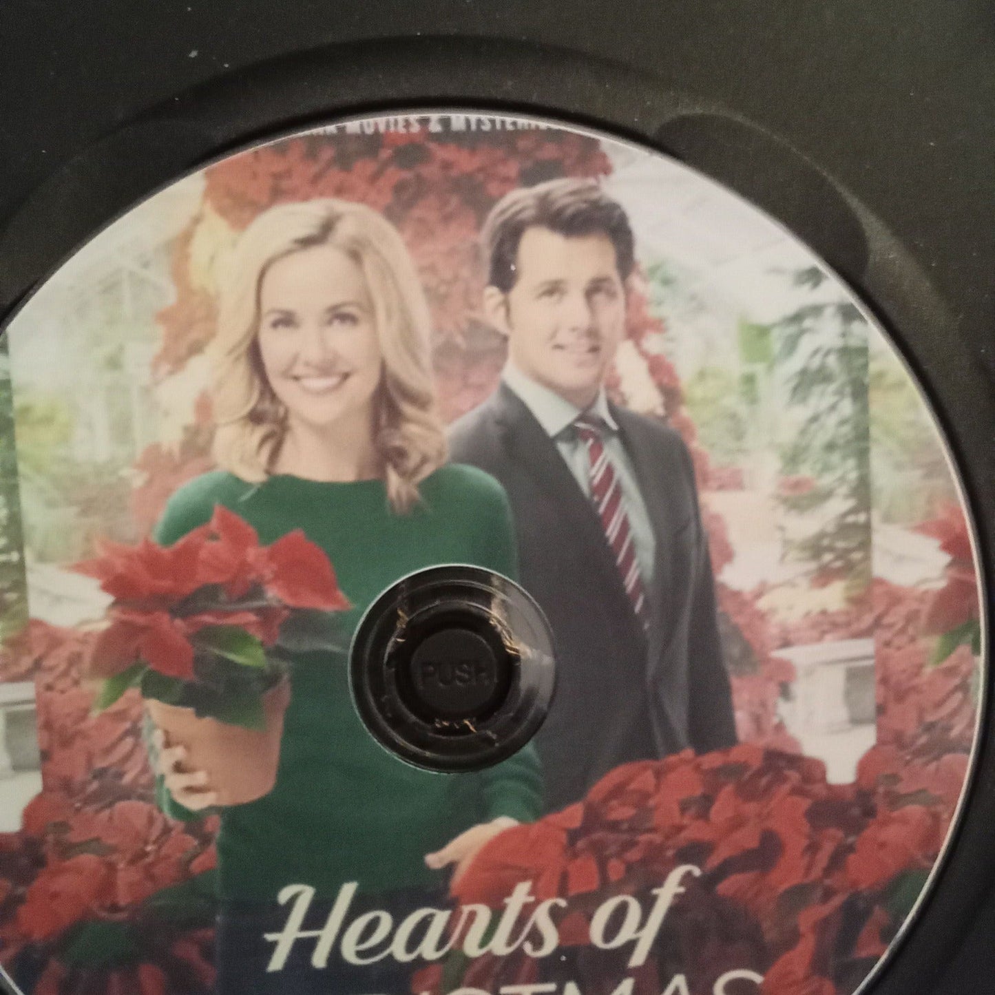 Hearts of Christmas (2016) DVD with Emilie Ullerup & Kristopher Polaha in a DVD CASE with COVER ART