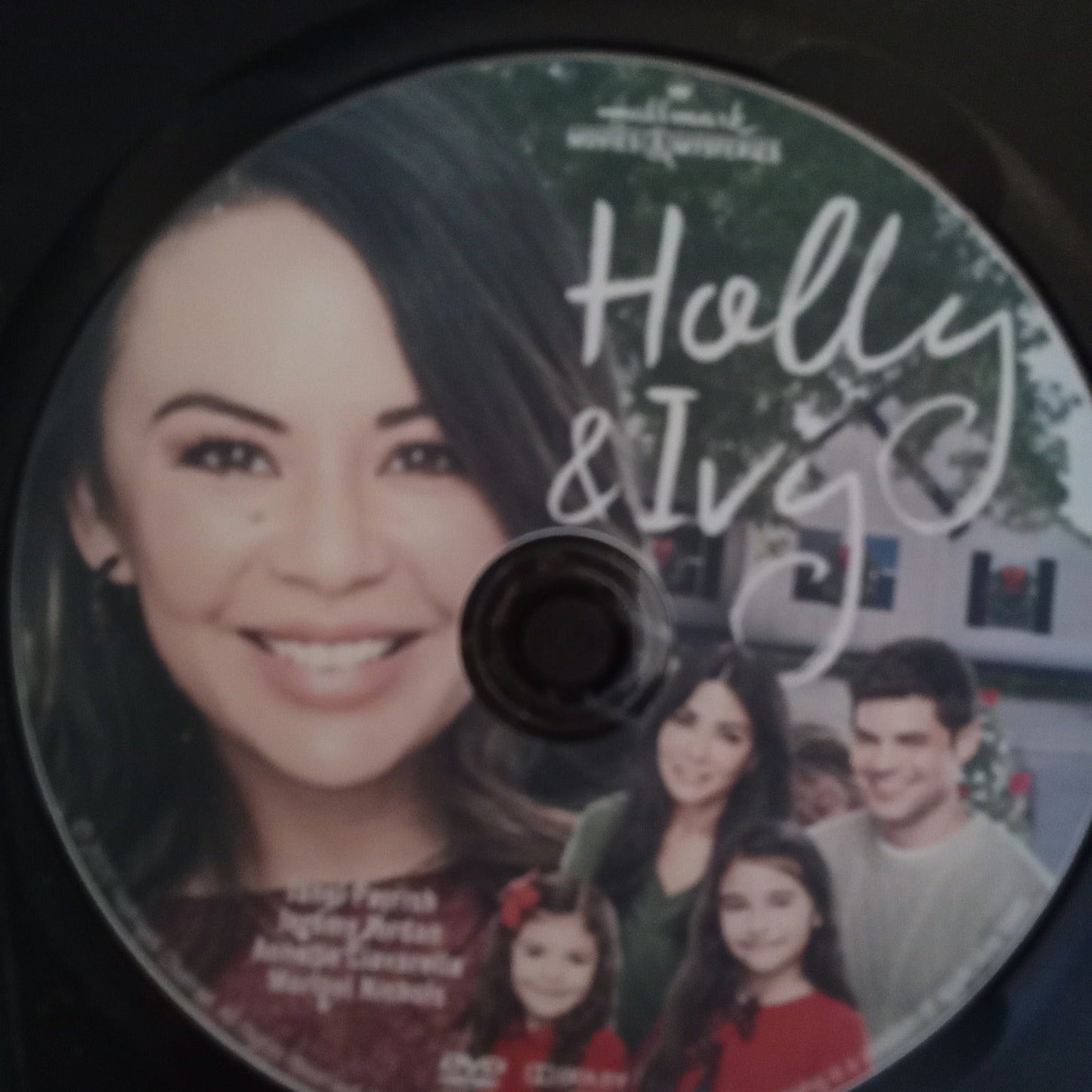 Holly & Ivy (2020) DVD with Marisol Nichols