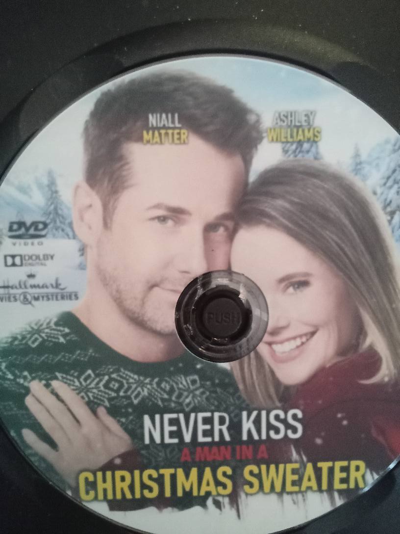 Never Kiss A Man with a Christmas Sweater (2020) DVD with Ashley Williams & Niall Matter ***SALE TODAY***