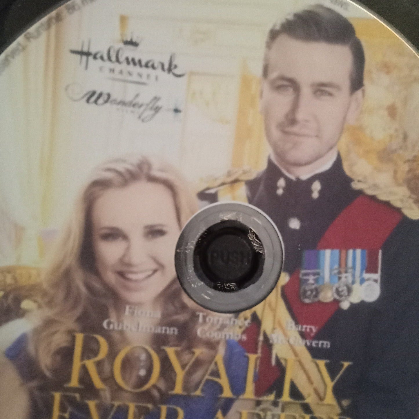 Royally Ever After (2018) DVD with Fiona Gubelmann