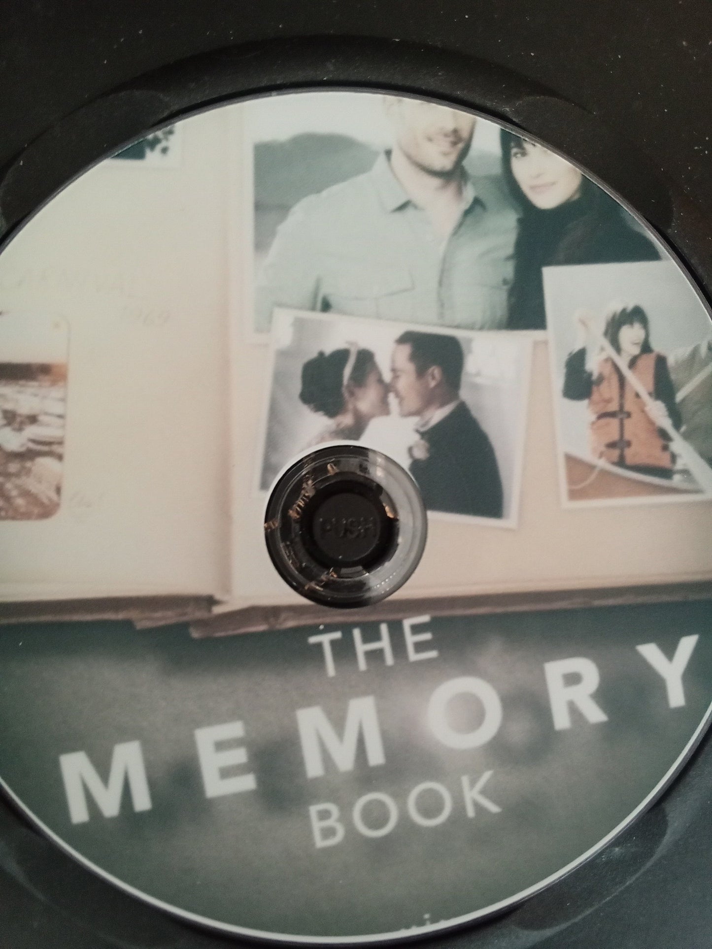 The Memory Book (2014) DVD with Meghan Ory & Luke MacFarlane